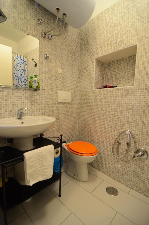 Shine Apartment Napoli Værelse billede
