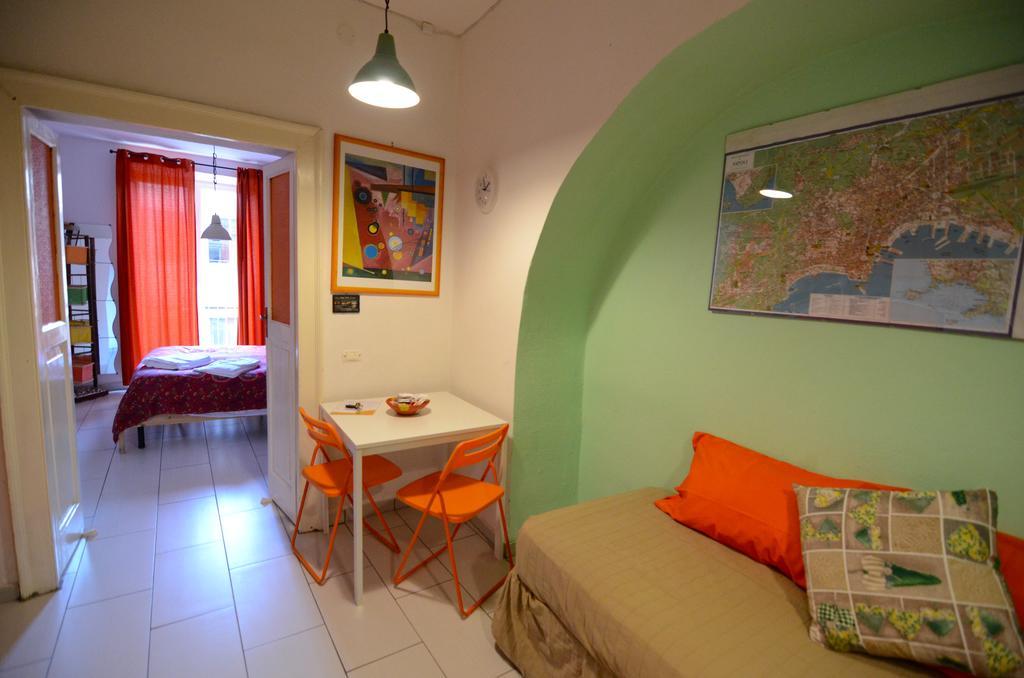 Shine Apartment Napoli Eksteriør billede