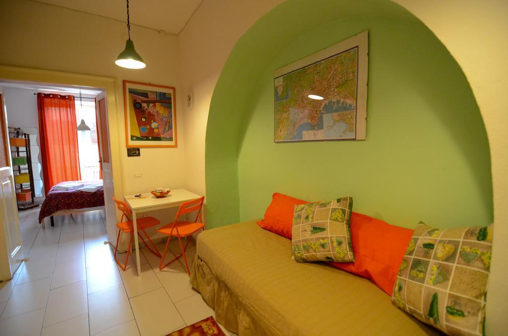 Shine Apartment Napoli Eksteriør billede